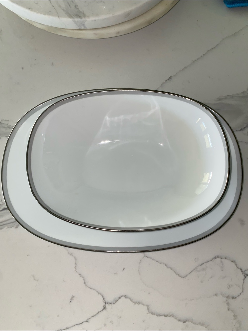Noritake China Bowl and Platter with Silver Rim - Picture 4 of 11